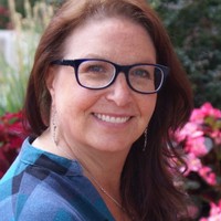 SquareTwo Financial Employee Laurie Lawhorn's profile photo