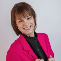 Fairview Health Services Employee Leigh Larson's profile photo