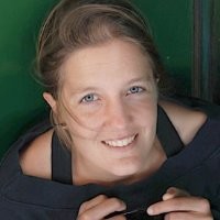 Alba Ferrer Email