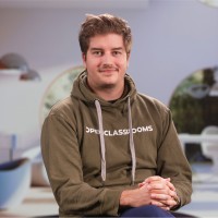 OpenClassrooms Employee Simon Stoll's profile photo