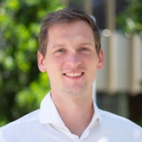 Oliver Søe Email