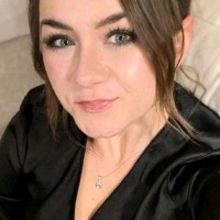 Magdalena Bak Email