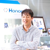 Jin Lee Email