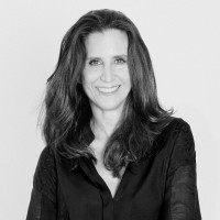Stila Cosmetics Employee Amy Fitzgerald's profile photo