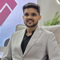 Umang Thakkar Email