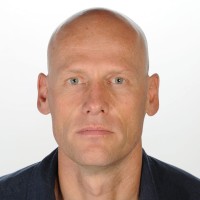 Adrian Winiger Email