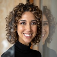 Smile Source Employee Anjuli Avis's profile photo