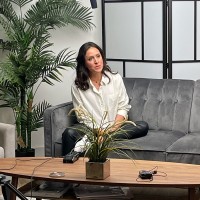 oVertone Color LLC Employee Barbara Roll Cardiel's profile photo