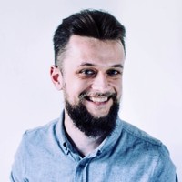 Bartosz Trzos Email