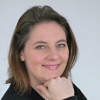 An-Valerie Basteyns Email