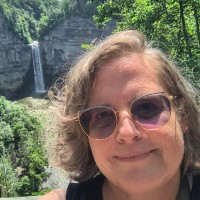 OneOp Employee Lisa Kramer's profile photo