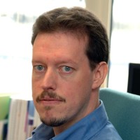 Robert Howells Email