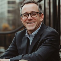 Edioak Employee Christopher Hernandez's profile photo