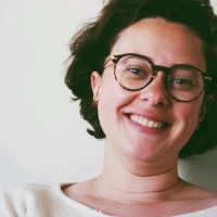 Elyne Backx Email