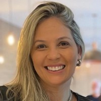 AutoForce Employee Cléssia Oliveira's profile photo
