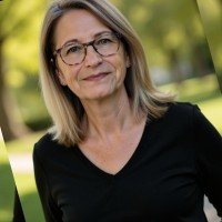 Phone.com Employee Amber Newman's profile photo