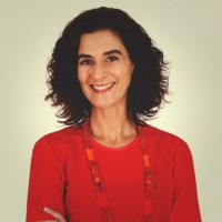 Carla Moura Email