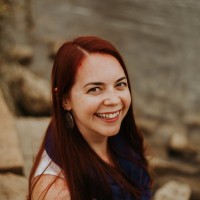Thriving Coach Academy Employee Stephanie Linn's profile photo