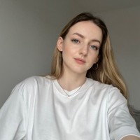 Ulyana Lakevich Email