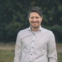 René Arnold Email