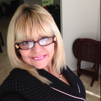 AcceptanceNow Employee Nahyr Hutsell's profile photo