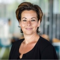 Management Drives Employee Carmen Silverstandt's profile photo