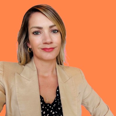 Fernanda Ivatiuk Email & Phone Number