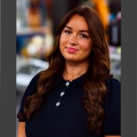 Baker Labels Employee Becca Yellop's profile photo