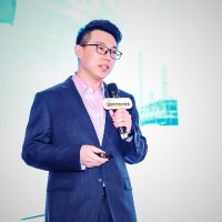 琰华 陈 Email