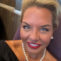 Microsoft Employee Teri Smith's profile photo