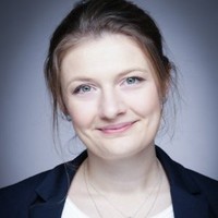 Larissa Simon Email