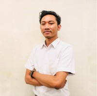 Christopher Balalembang Email