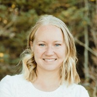 Express Lab Employee Julia Miller's profile photo