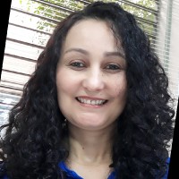 Helena Cruz Email