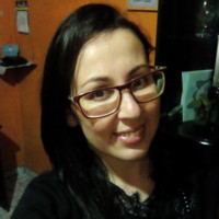 Priscila Mello Email