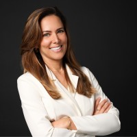 Erika Vergoz Email & Phone Number