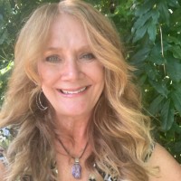 Angela Chismar Email & Phone Number