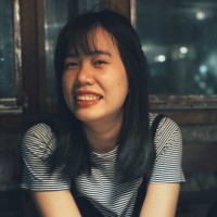 Uyen Hoang Email