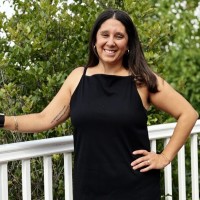 Lyndi Herrera Email & Phone Number