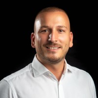 Cientouno Group Employee Feliks Kasmi's profile photo