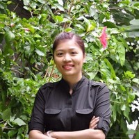 Ngoc Tran Email