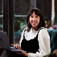 Olivia Harvey Email & Phone Number