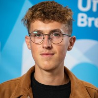 Maxence Chapeau Email