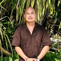 Hire With Near Employee Gan Badere's profile photo
