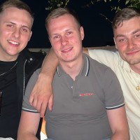 Ollie White Email