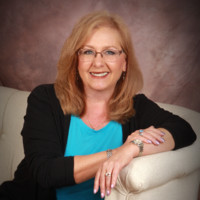 Lynne Thompson Email & Phone Number