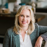 Caroline Currie Email & Phone Number