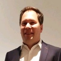Stephan Giernich Email