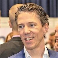 Johan Bom Email