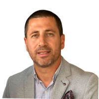 Hussein Adra E-Mail & Telefonnummer